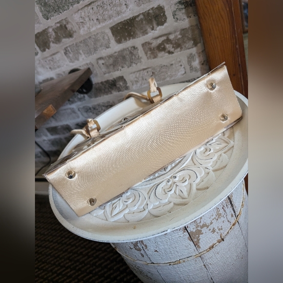 Vintage Mod mother of pearl clasp handbag - Picture 4 of 8